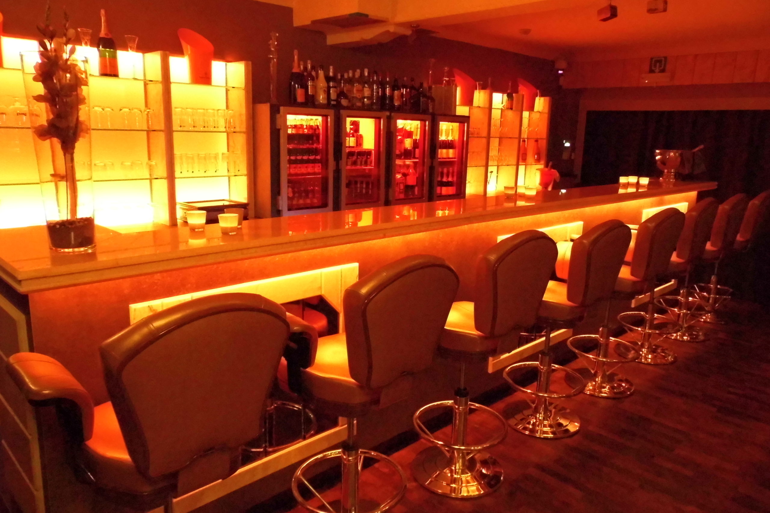 Bar Candlelight - 