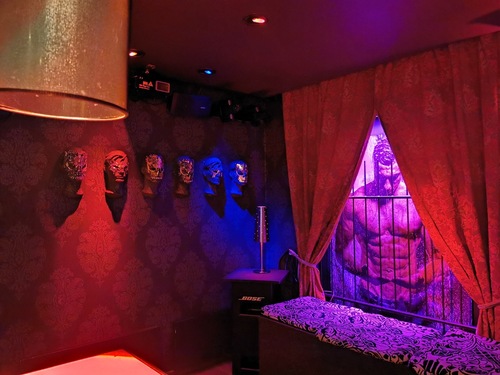Club Adonis - 