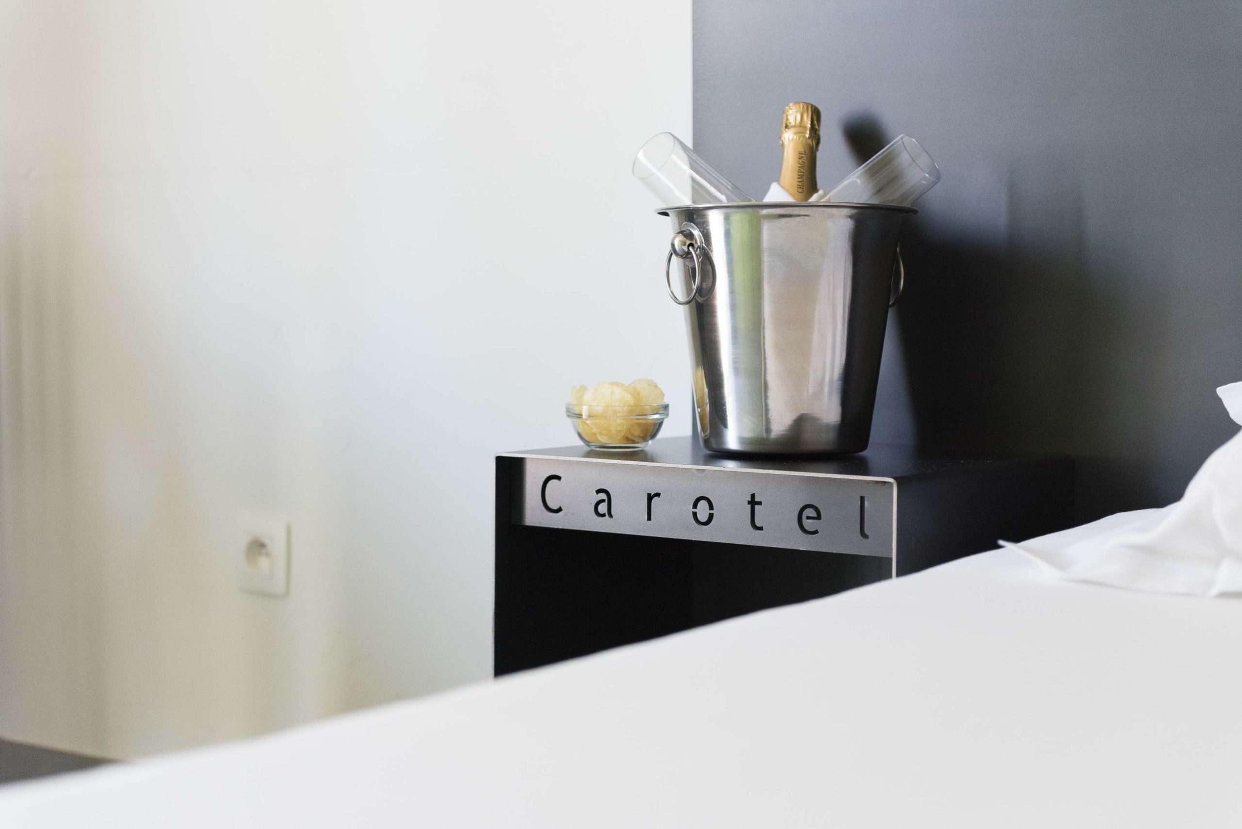 Carotel - Kuurne -  Love Hotel