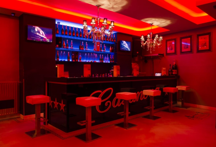Club Casanova -  Gentlemens Club Strip Club Escort