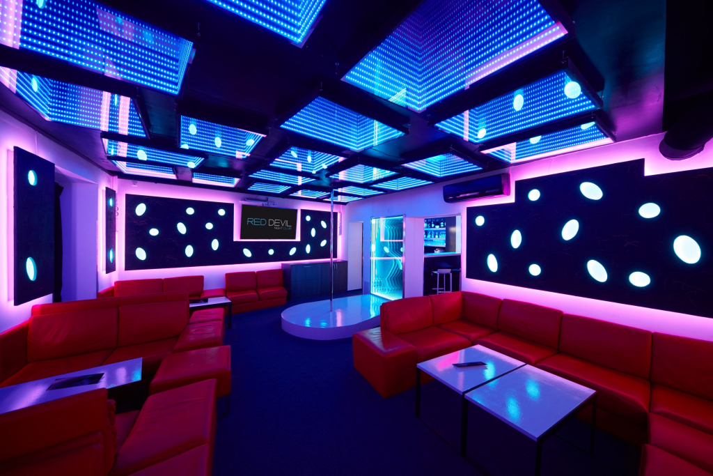Red Devil Night Club -  Erotic Night Club Gentlemens Club Cabaret Adult Entertainment