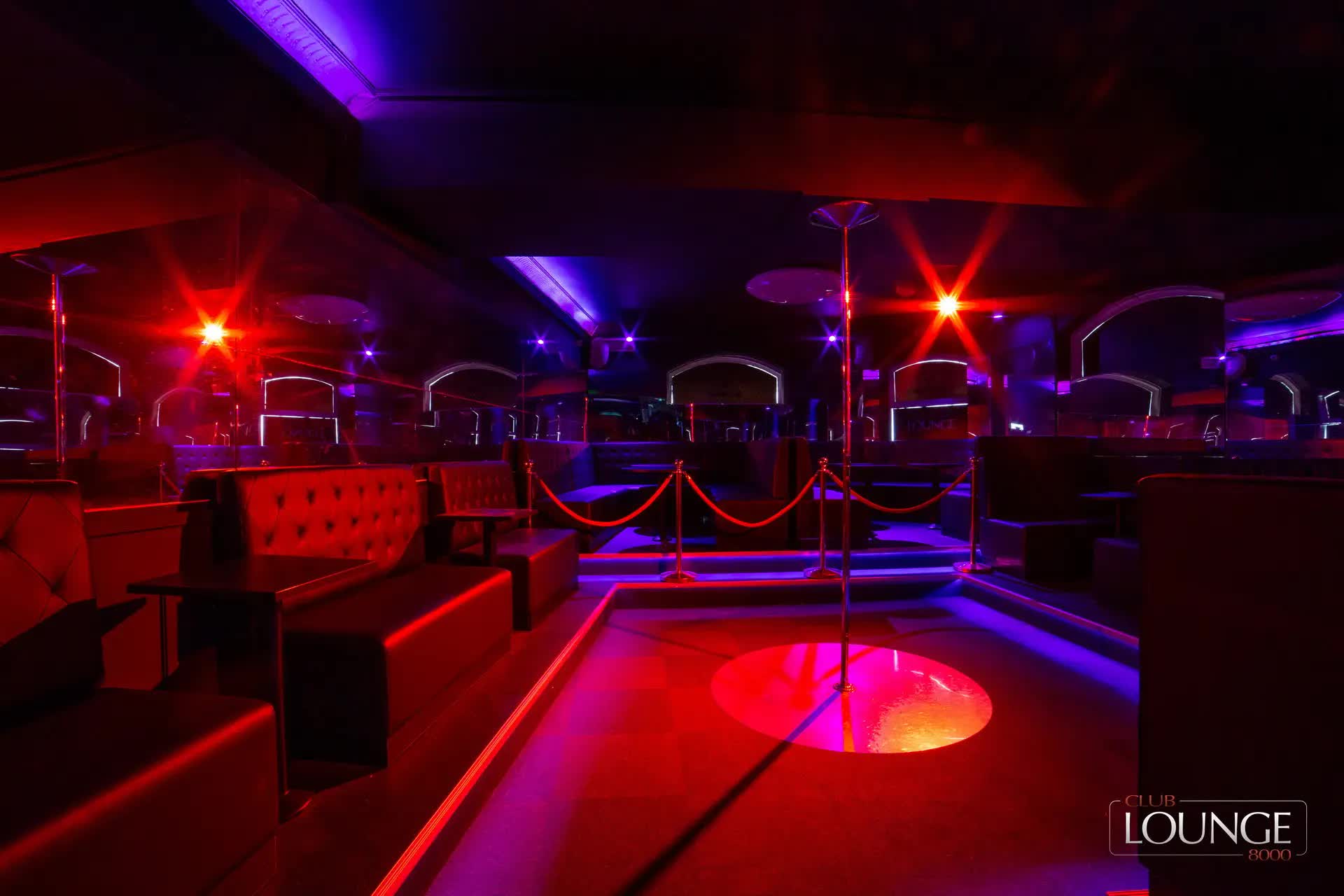 Club Lounge 8000 -  Striptease Club