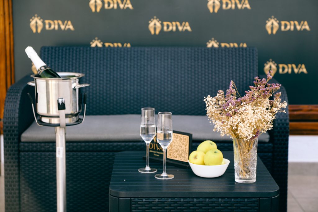 DIVA - 