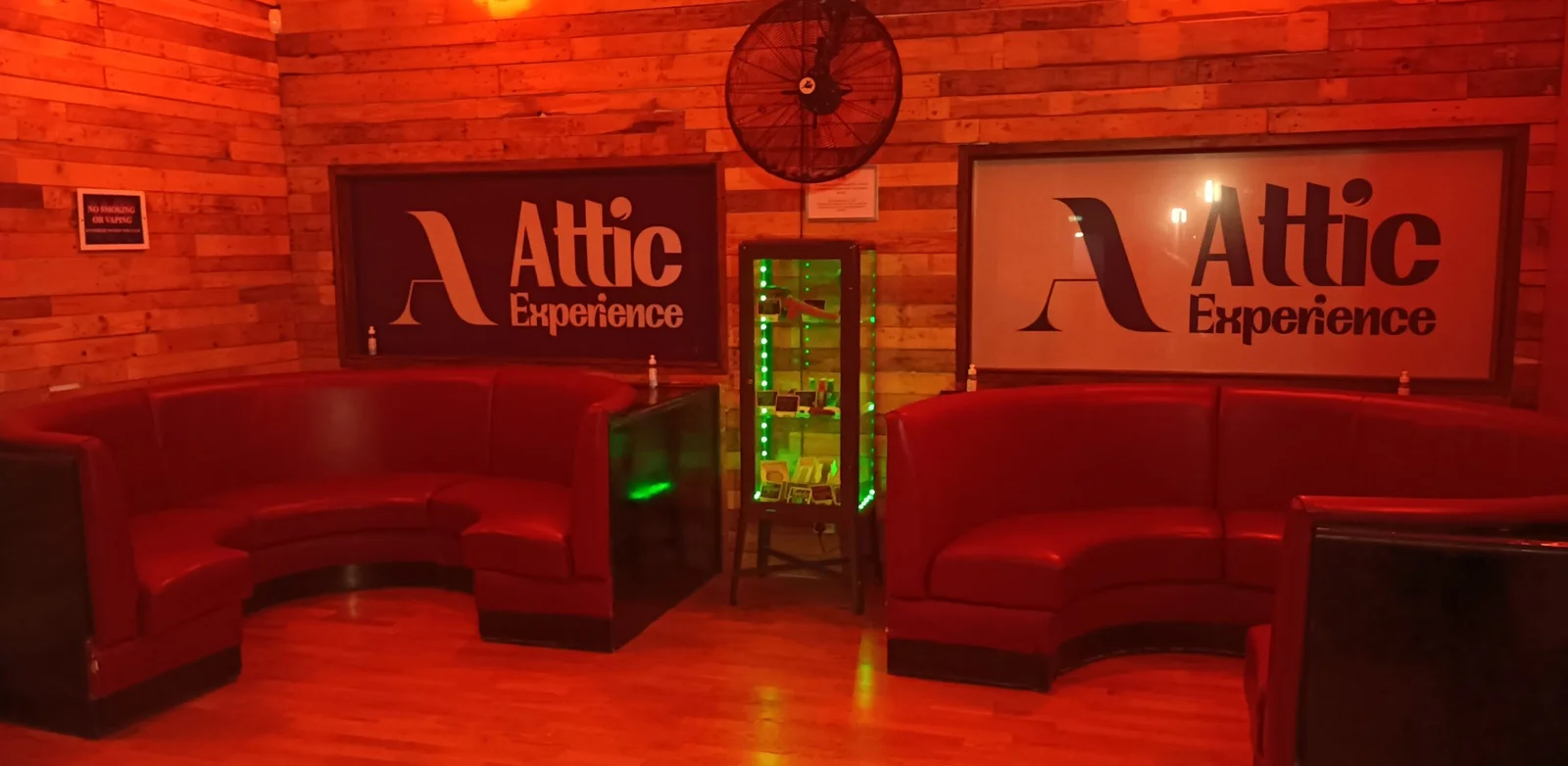 The Attic Experience -  Échangistes BDSM