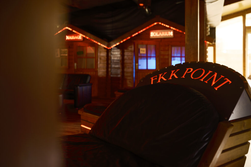 FKK Point - 