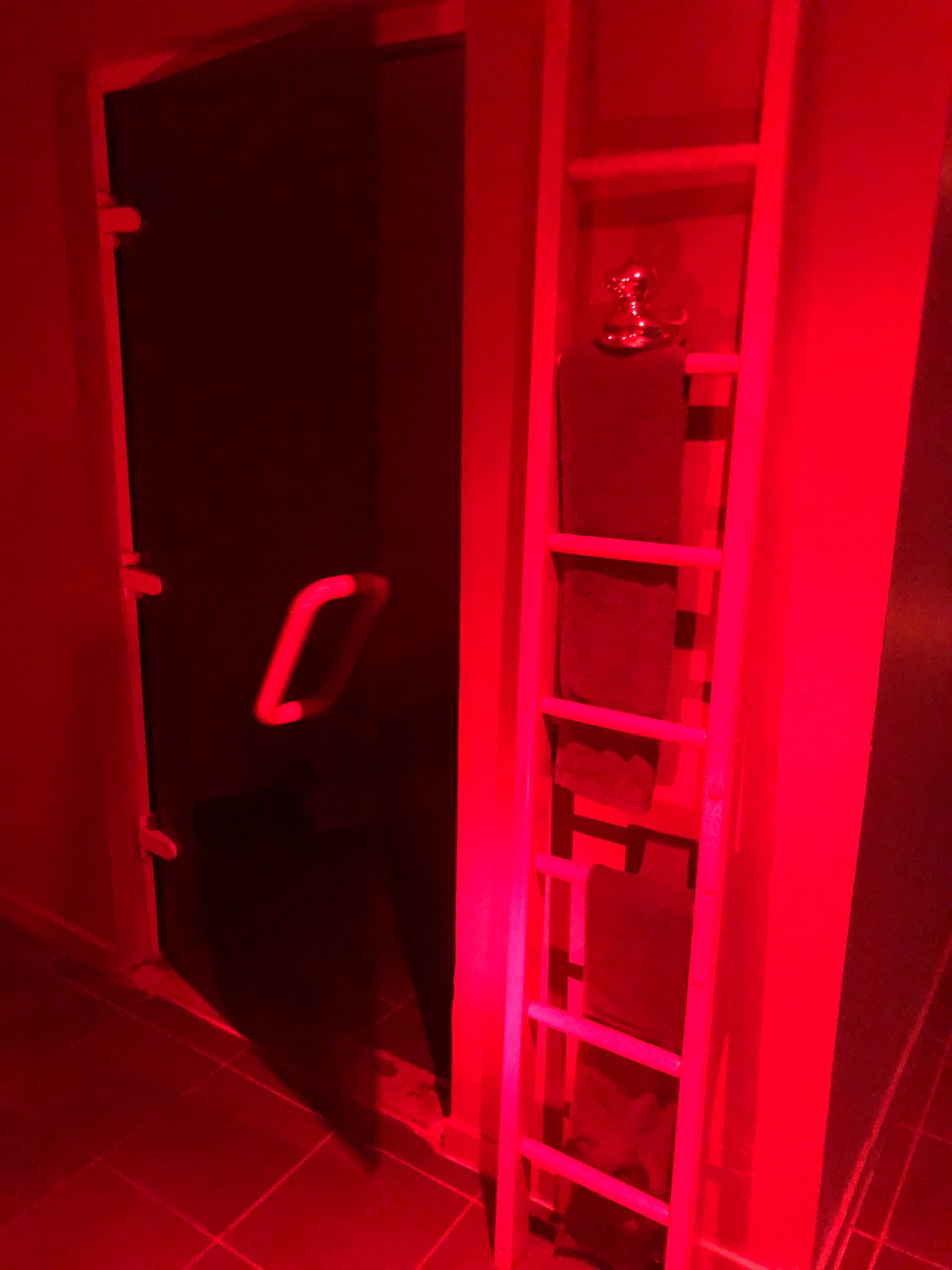 Le Réservoir -  Sauna Erotica Gay