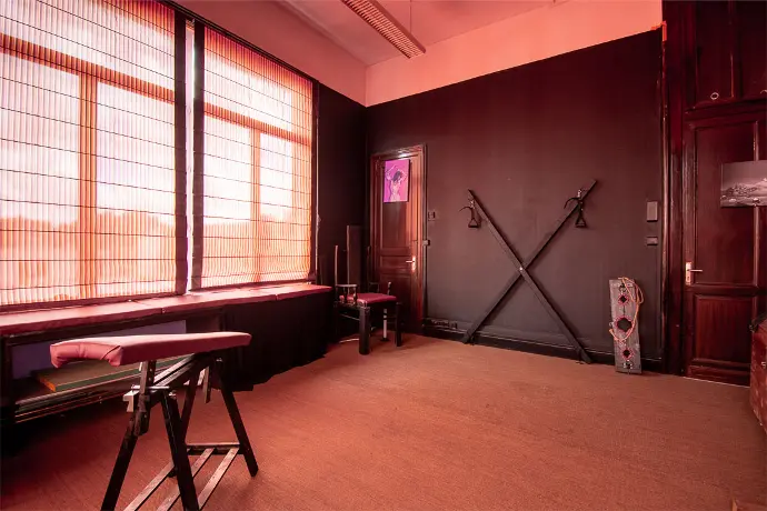 The Place To Kink - 