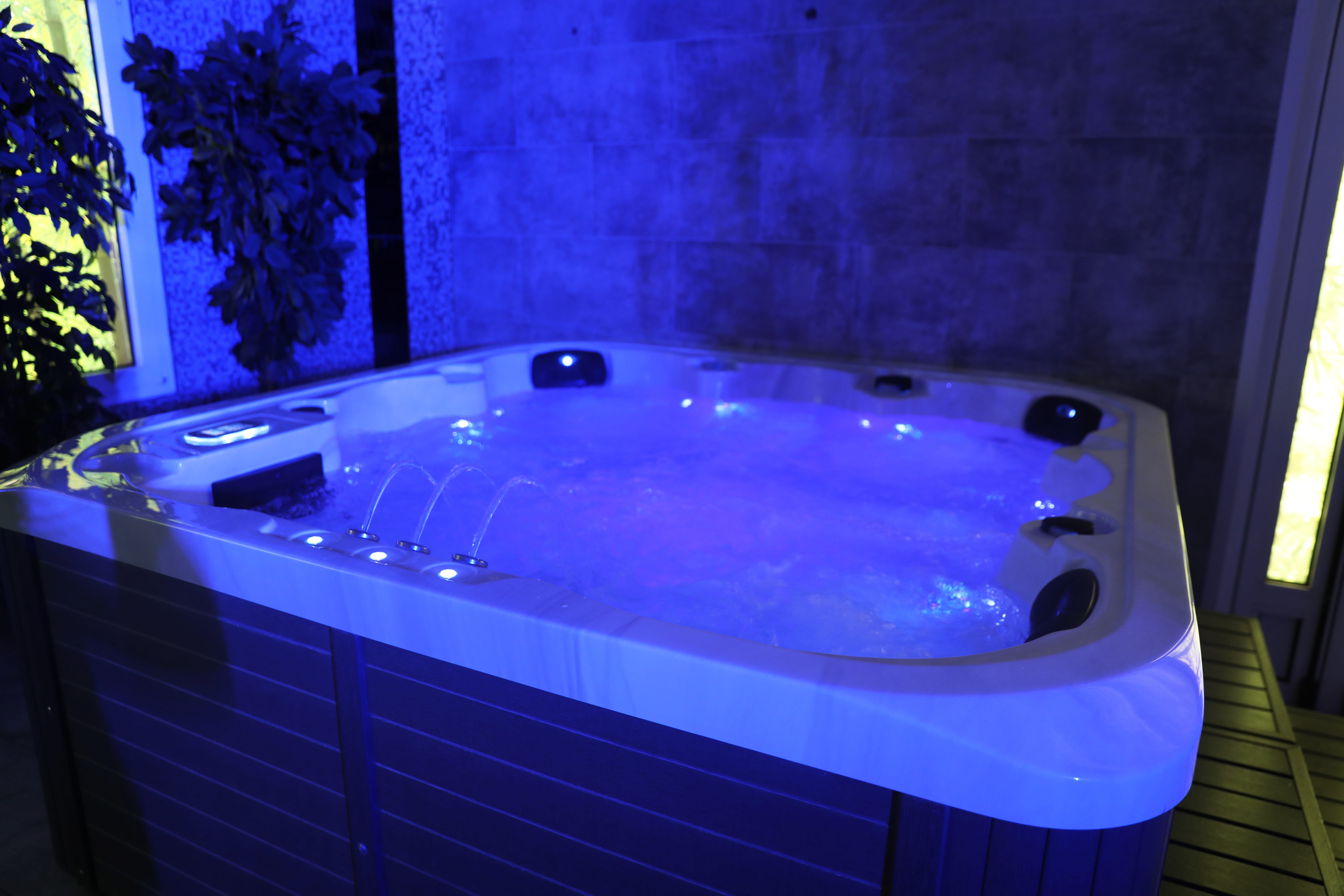 Le Celeste -  Swingers Erotic Sauna