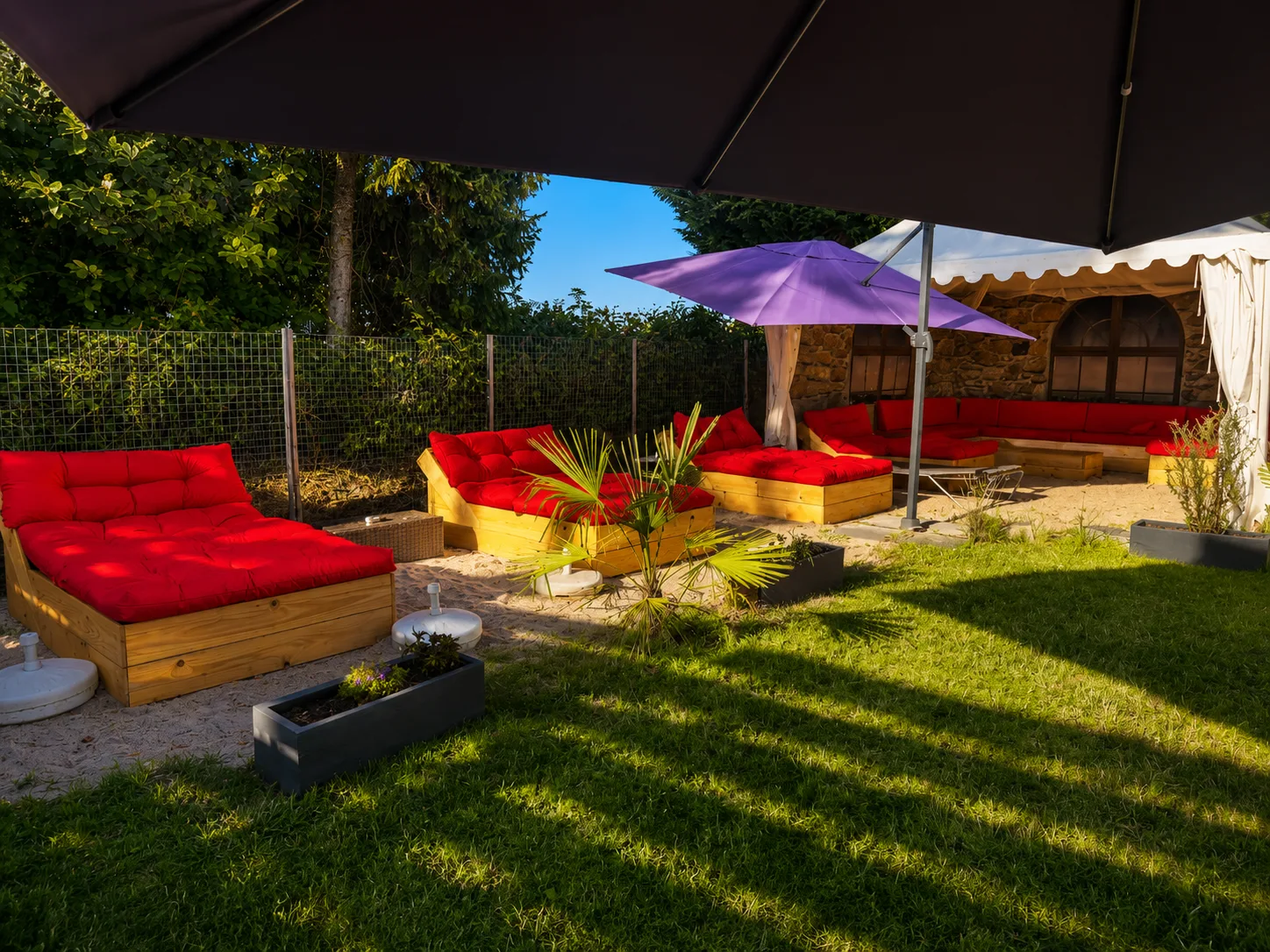 Nightlounge Surprise - 