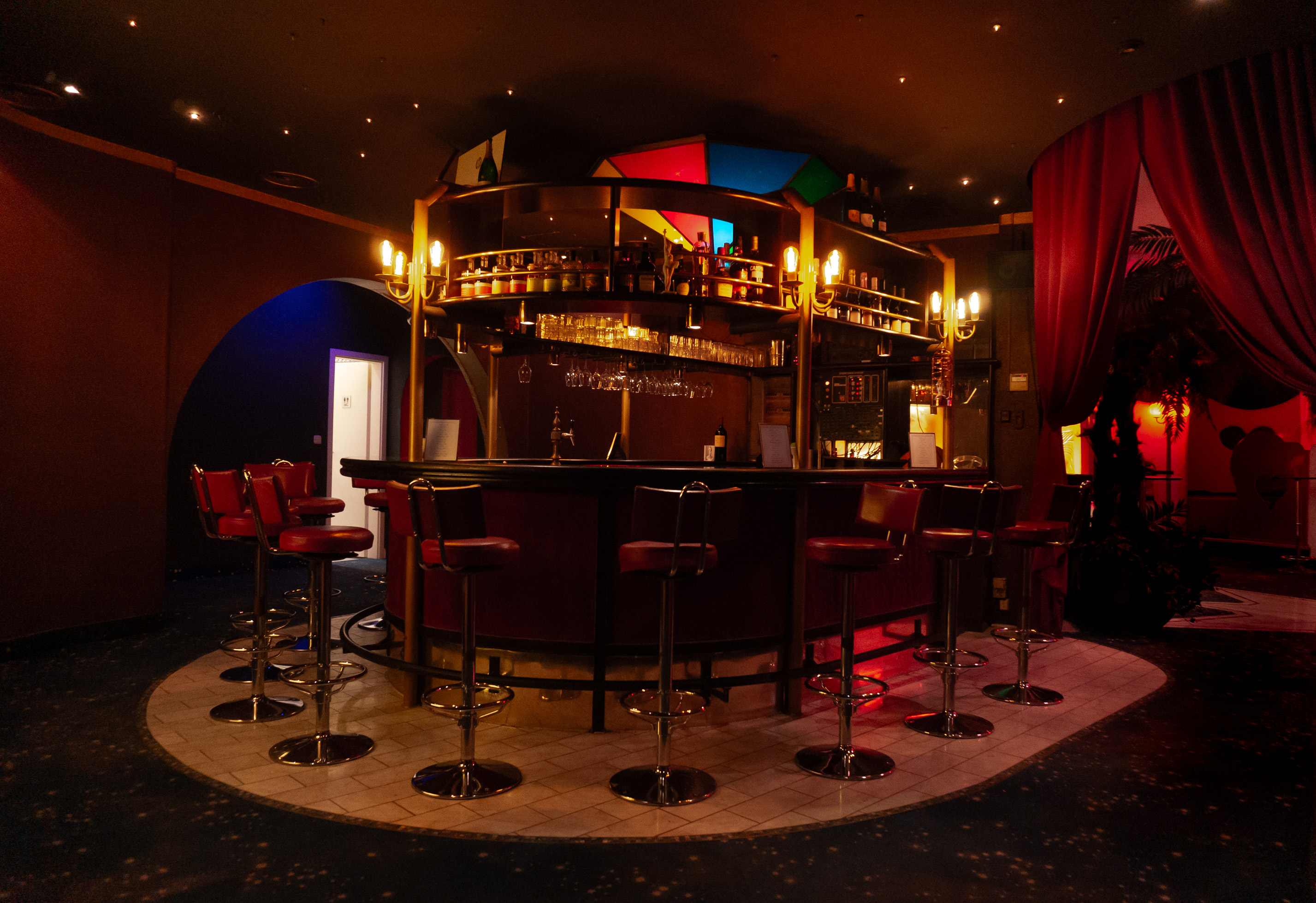 Le Swing -  Swingers Erotische Nachtclub Fetisj