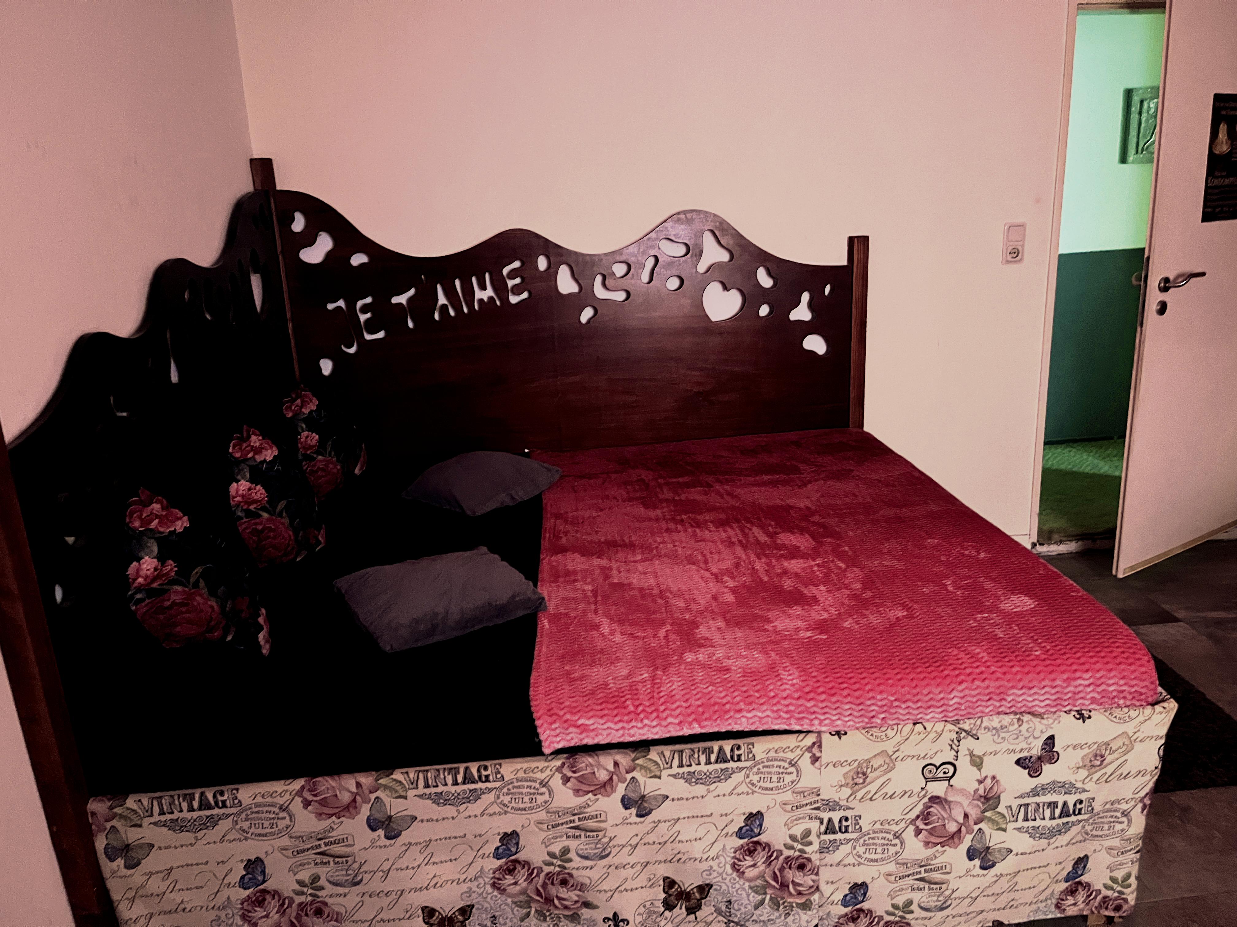 Cheri Club - 