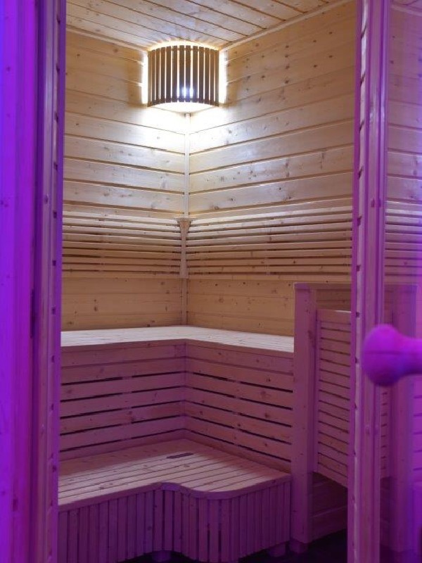 Cheri Club - 