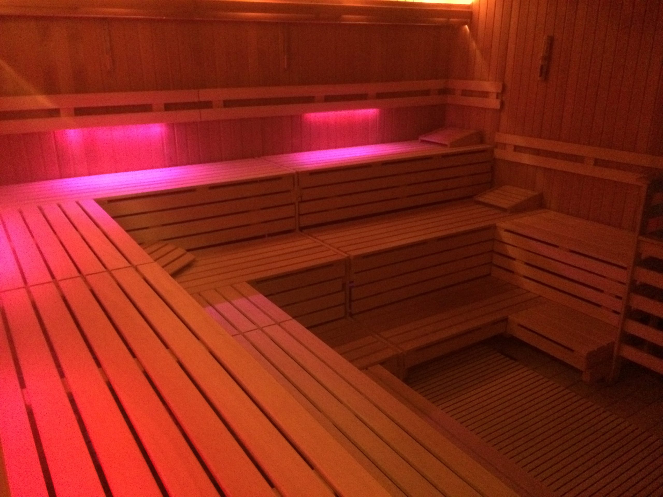 Vulkan Sauna -  Sauna Erotica Gay