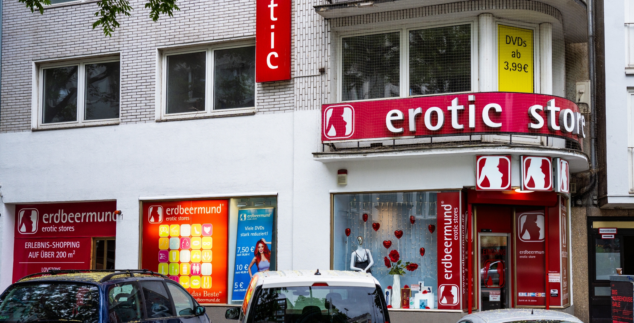 erdbeermund erotic store Düsseldorf -  Sexbutik