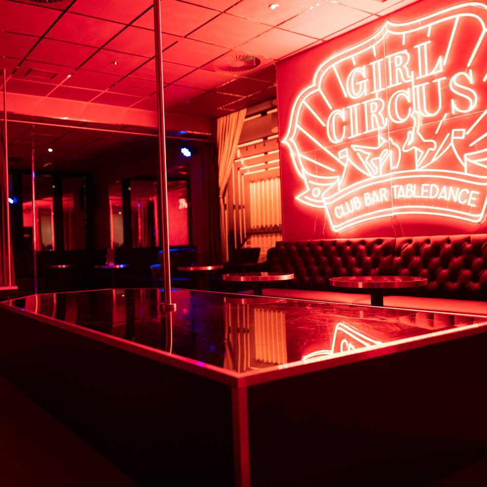 Girl Circus - 