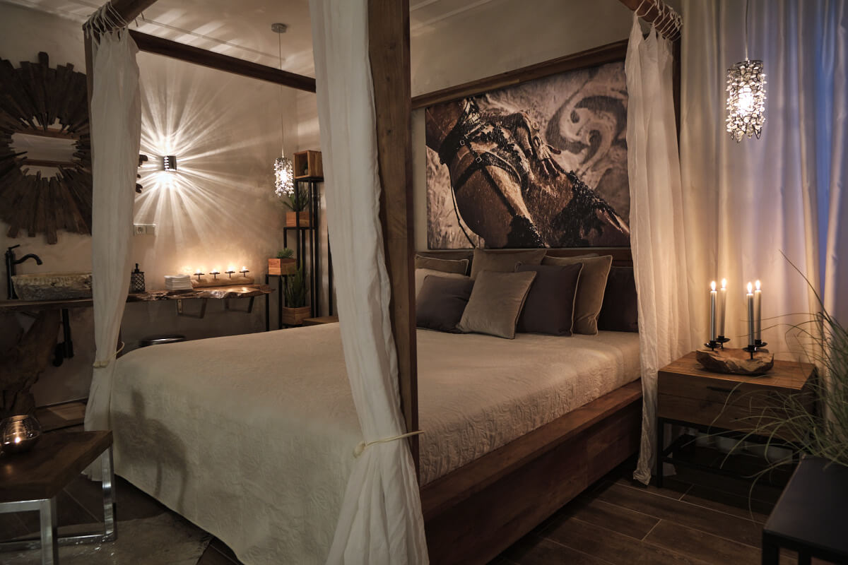 Sweet Poison Rooms -  Love Hotel Adult Hotels & Resorts