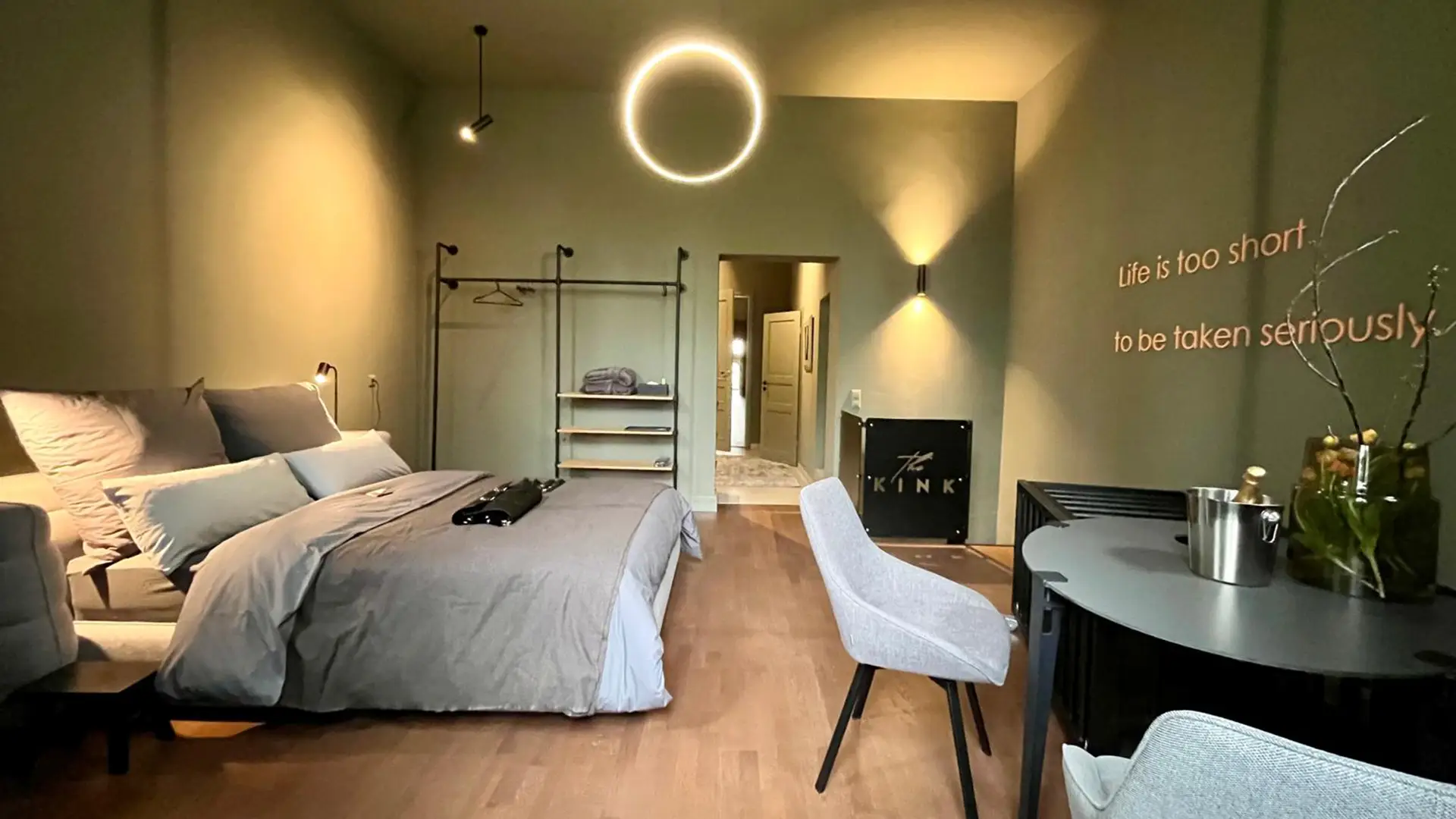 The Kink -  Adult Hotels & Resorts BDSM