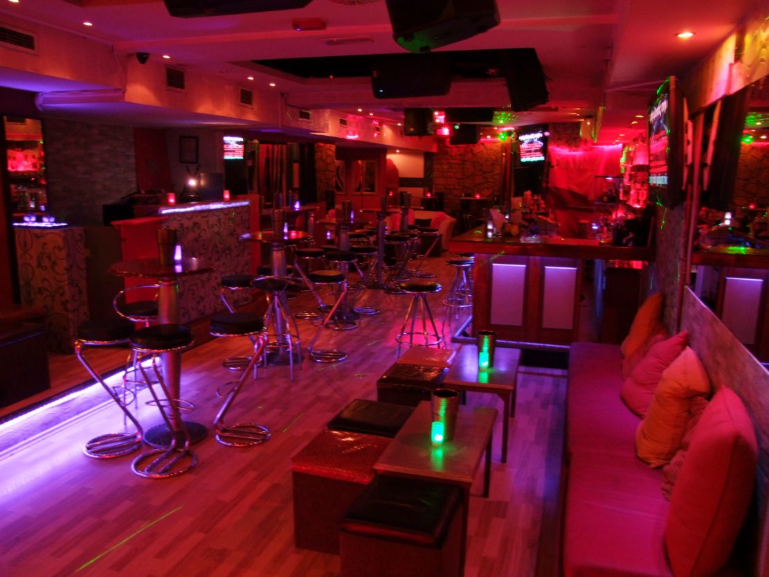 Nirvana Swingers Club - 