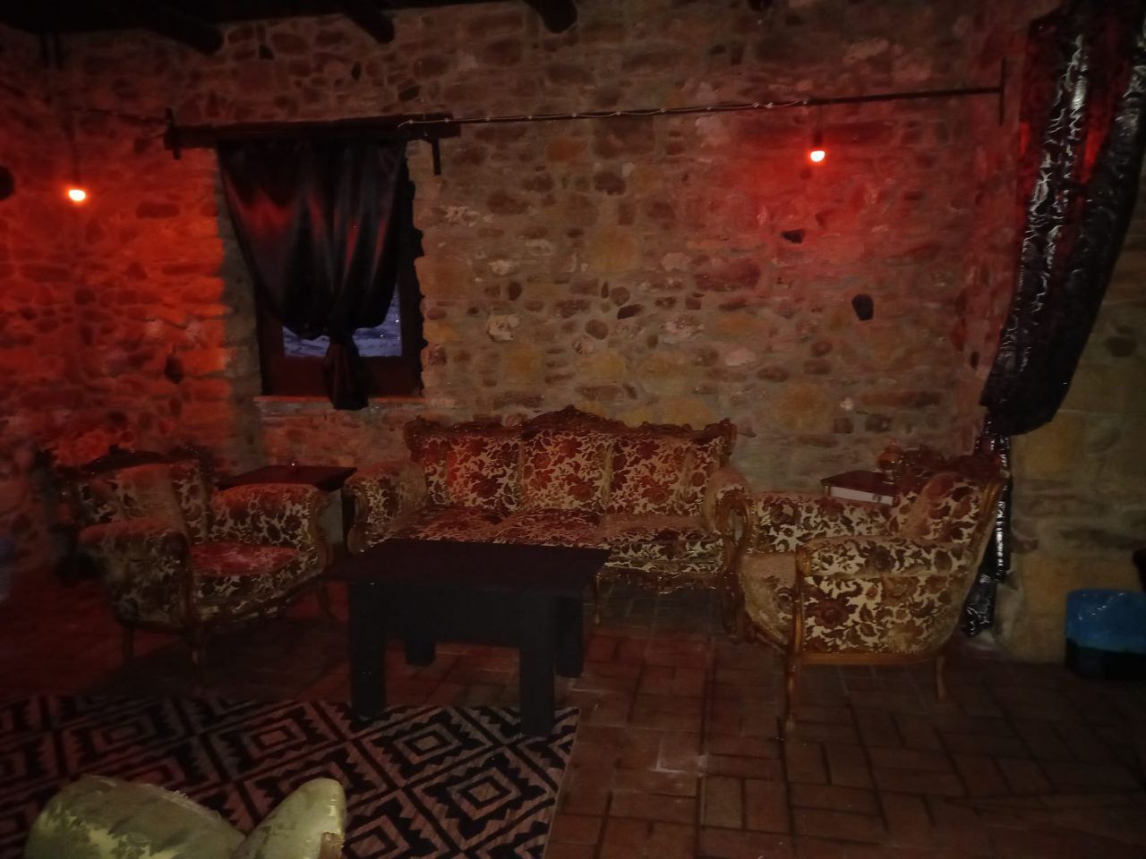 Lapsus Luxury Club -  Intercambistas LGBTQ+ Club Nocturno Erótico