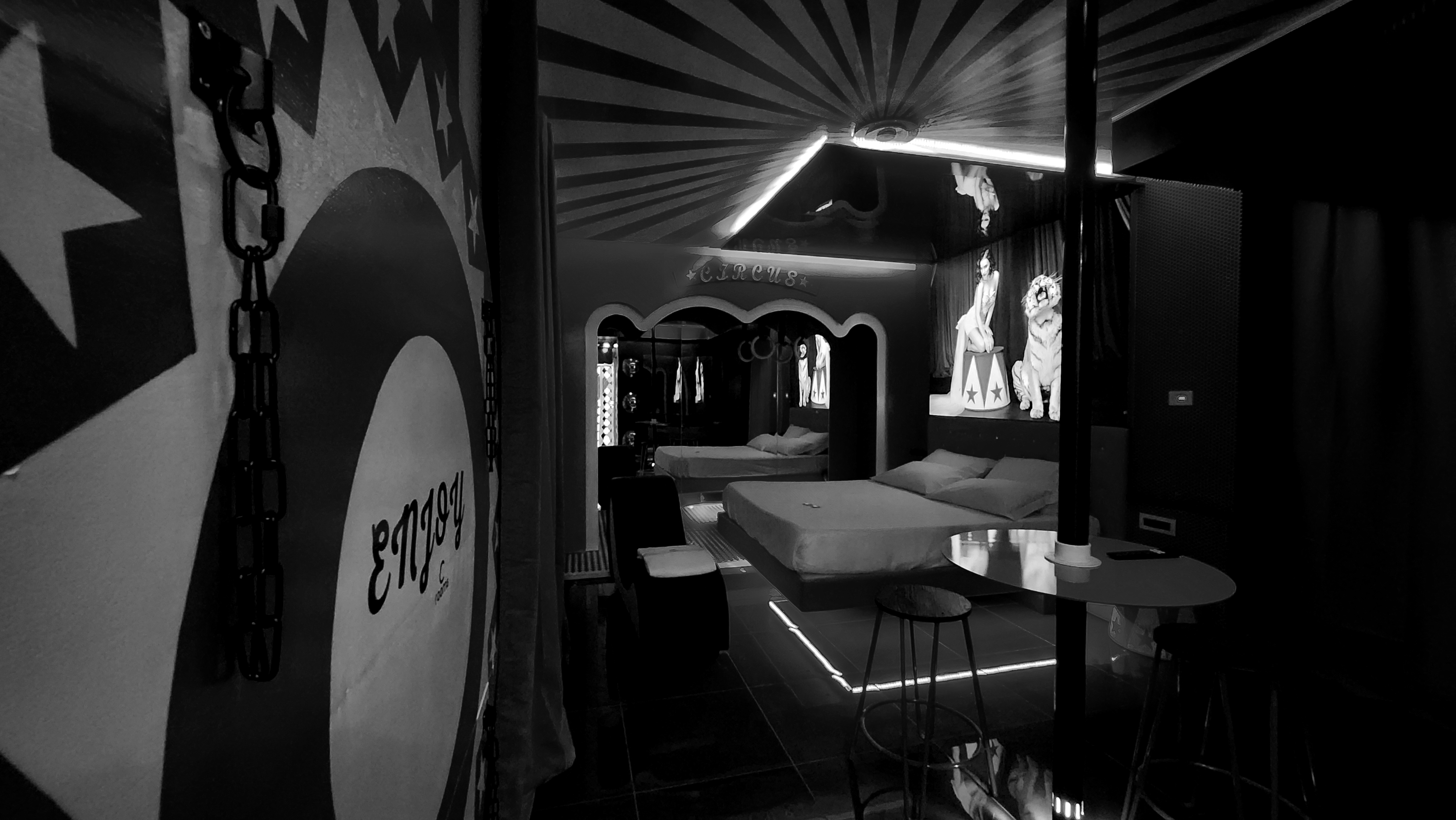 C Rooms Motel Monza -  Love Hotel