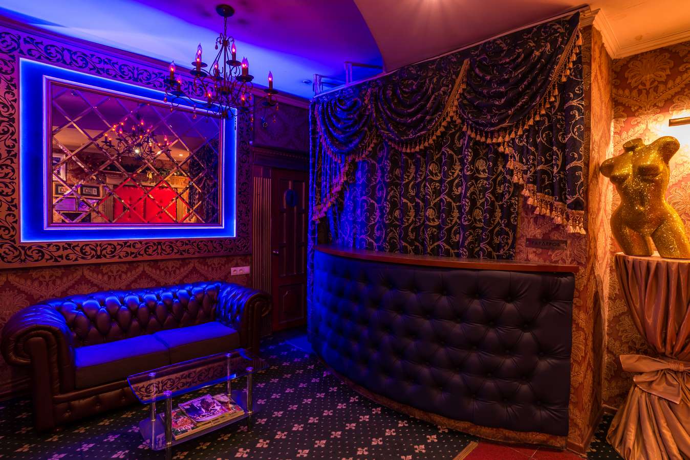 Kazanova -  Locale per adulti Intrattenimento per adulti Club Erotico Notturno