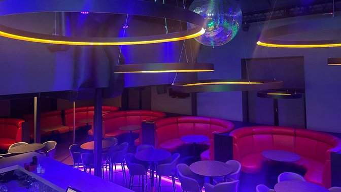 Клубника -  Locale per adulti Massaggio erotico Club Erotico Notturno