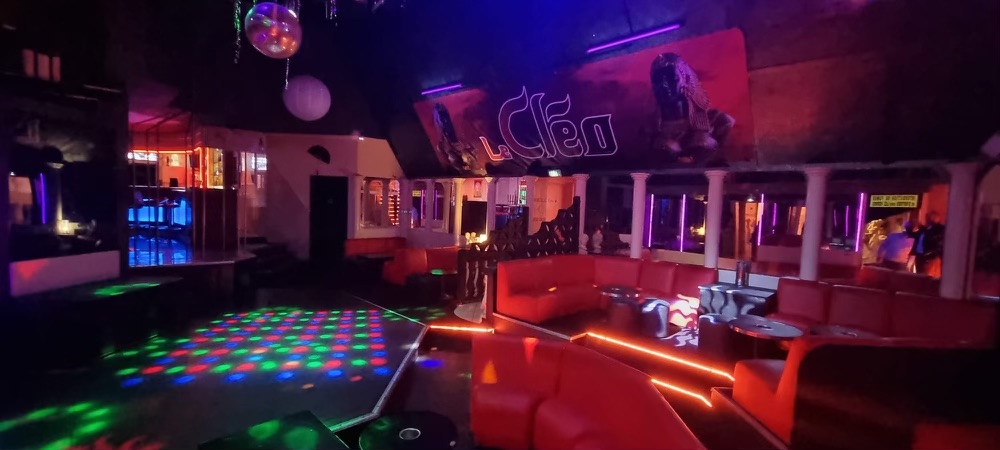 Le Cleo -  Swingers Erotic Night Club Gentlemens Club Adult Entertainment