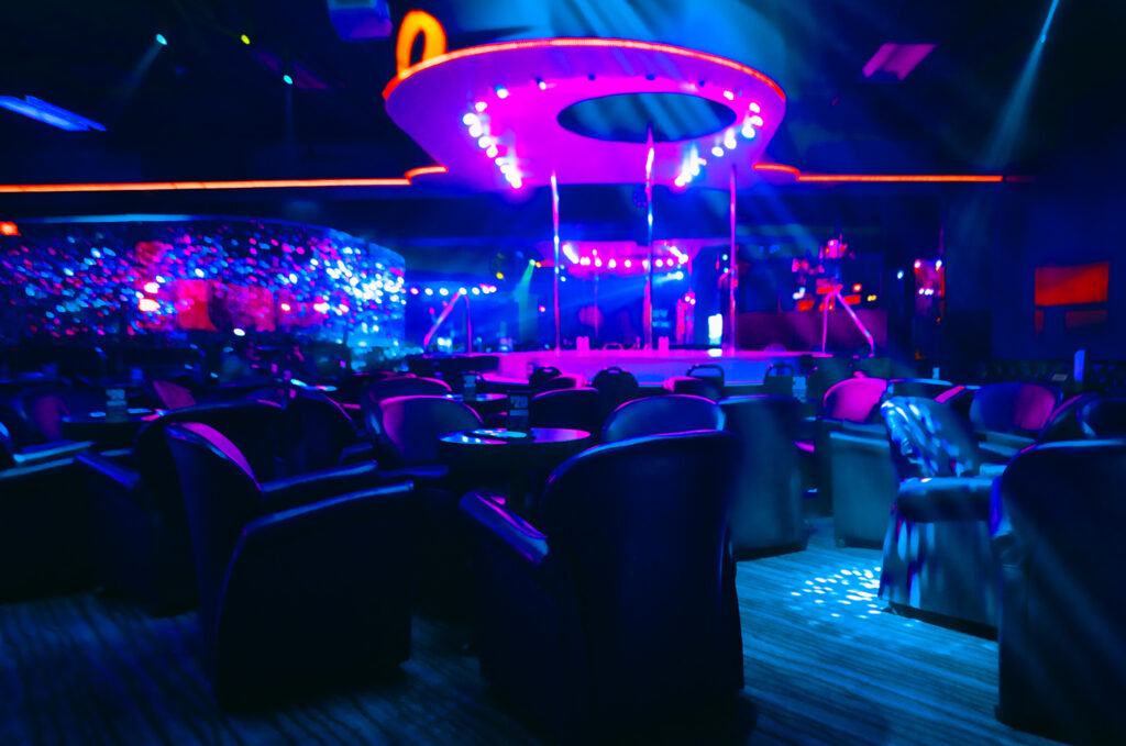 Le Girls Gentlemen's Club - 