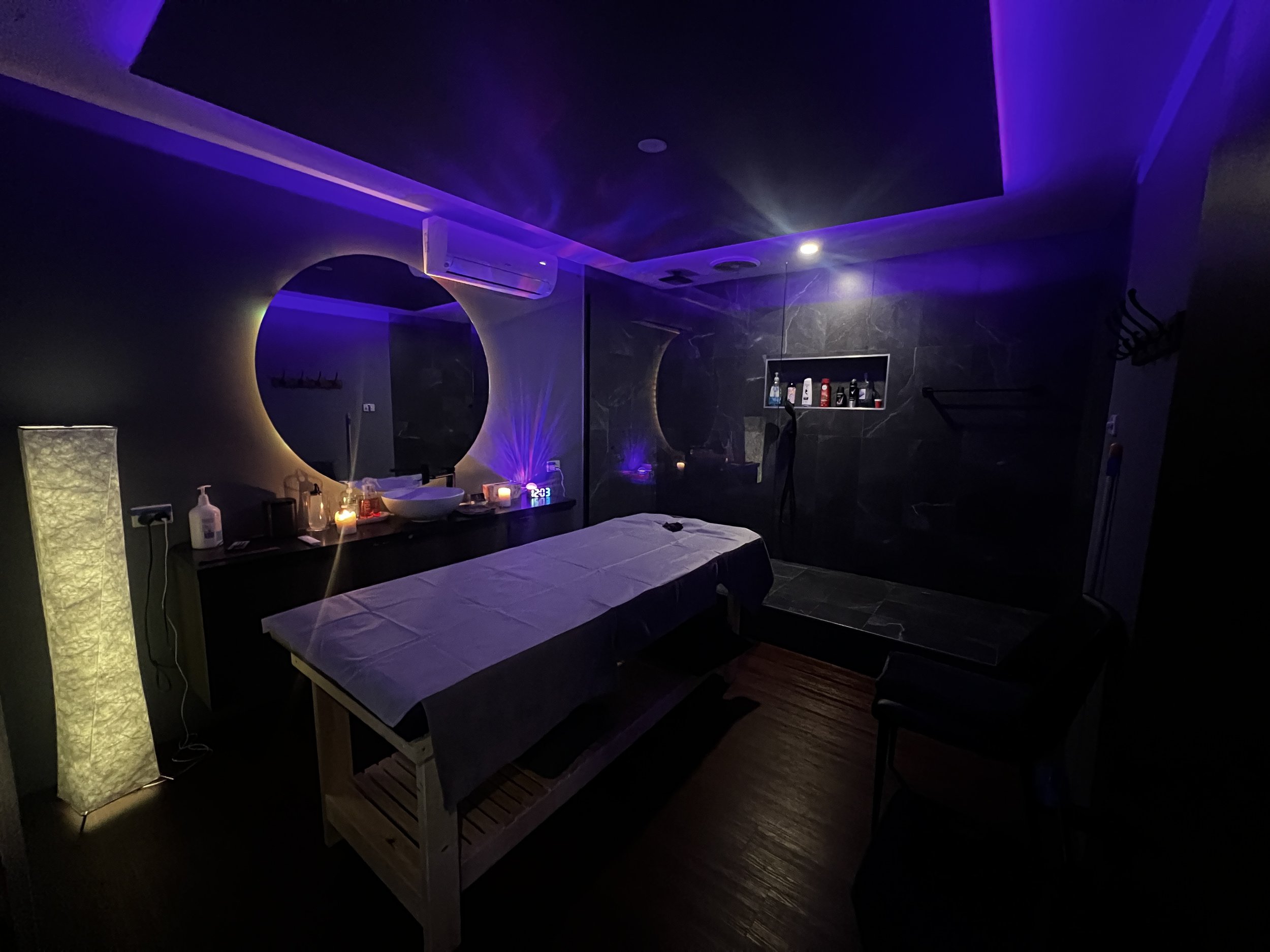 Little Stone Haven Massage -  Massaggio erotico