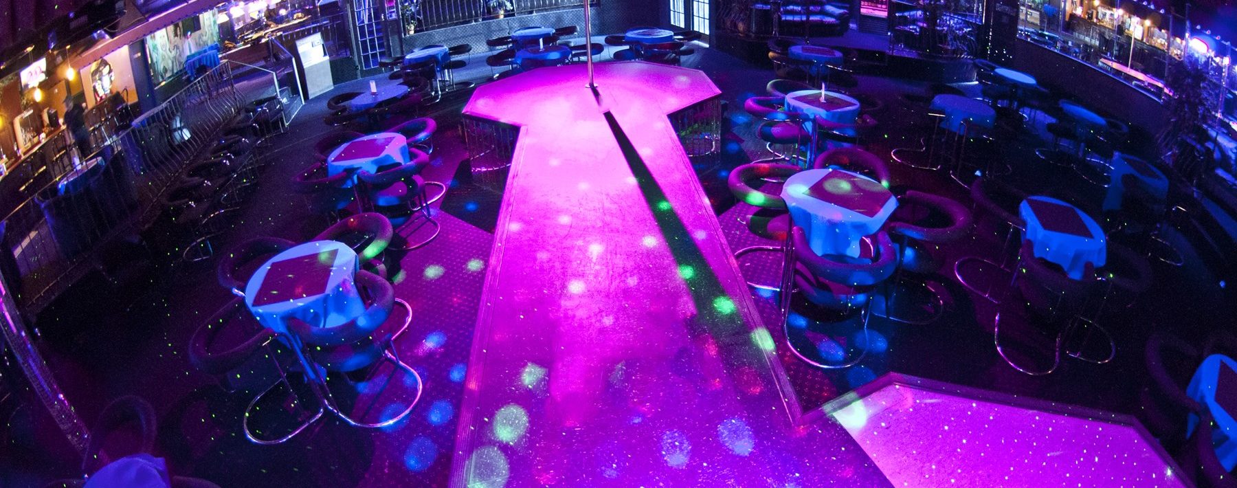 MAL Entertainment -  Club de Caballeros Entretenimiento para Adultos Club de Striptease