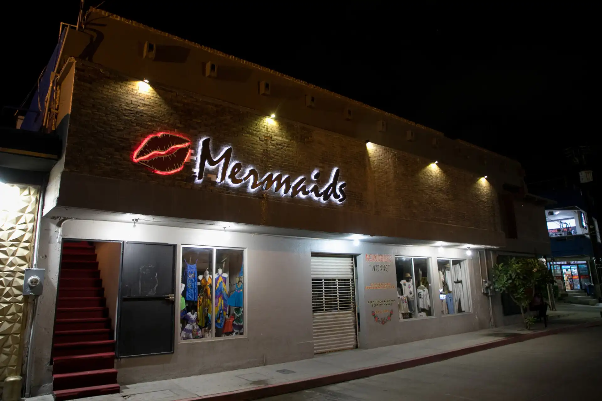 Mermaids Gentlemen's Club -  Strip Club