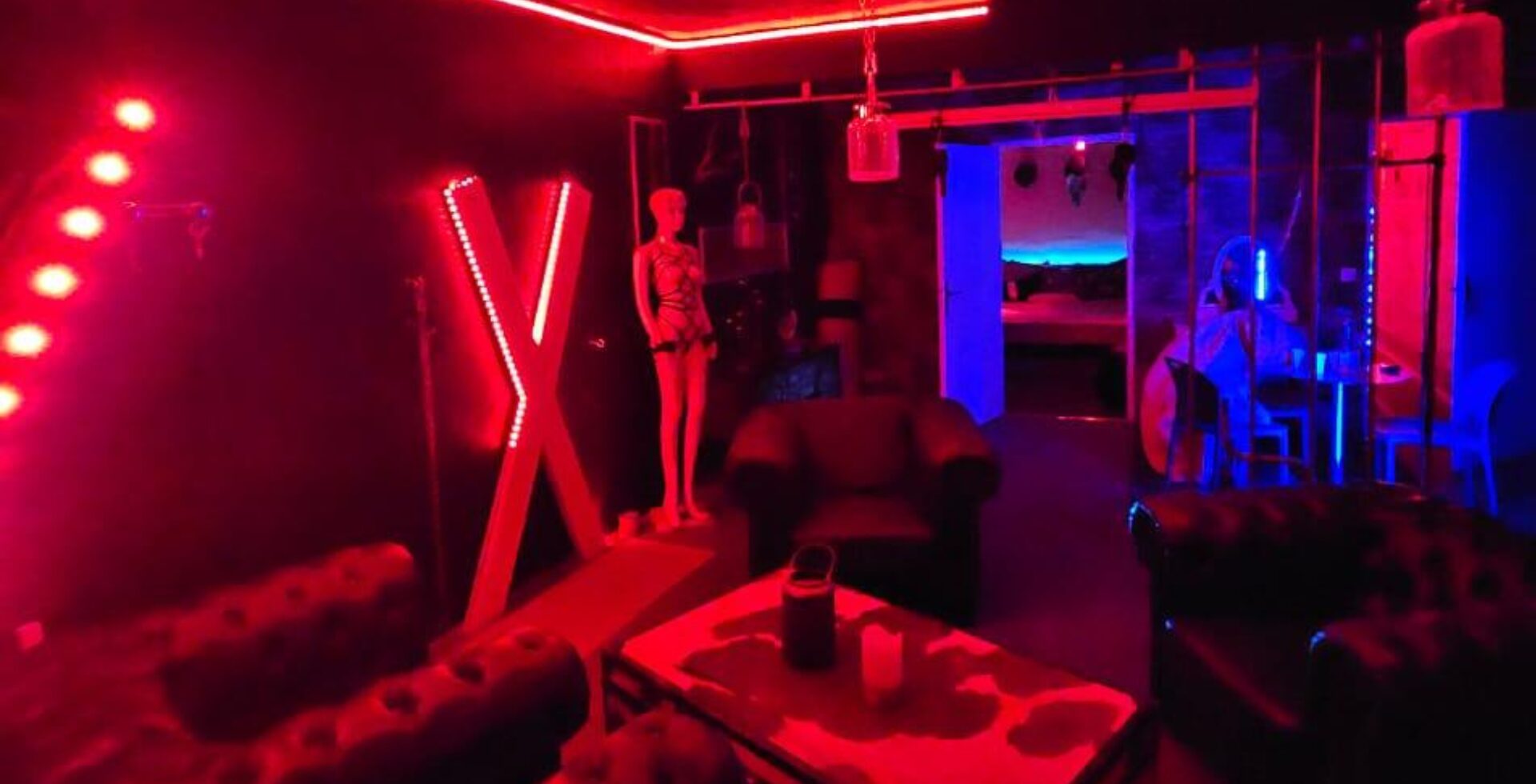 Mystik Sauna -  Swingers Erotic Sauna Fetish BDSM