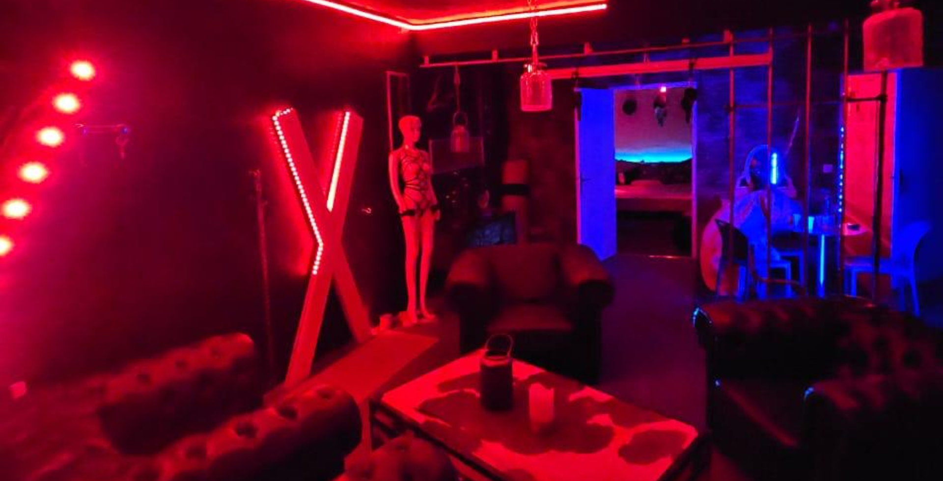 Mystik Sauna -  Swingers Erotic Sauna Fetish BDSM