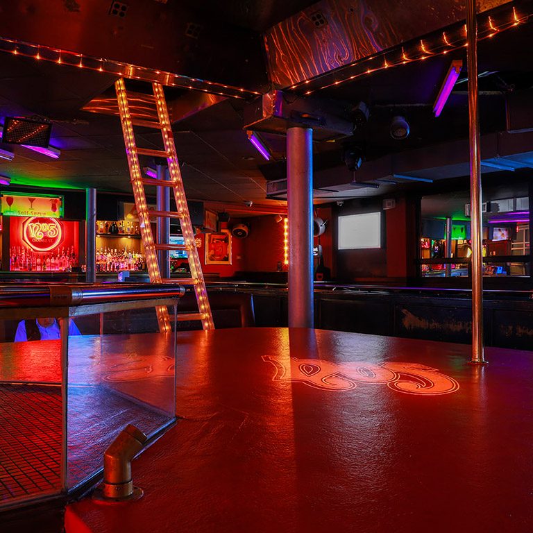 No5 Orange -  Stripbar Gentlemans Klubb Go-Go Bar Vuxenunderhållning