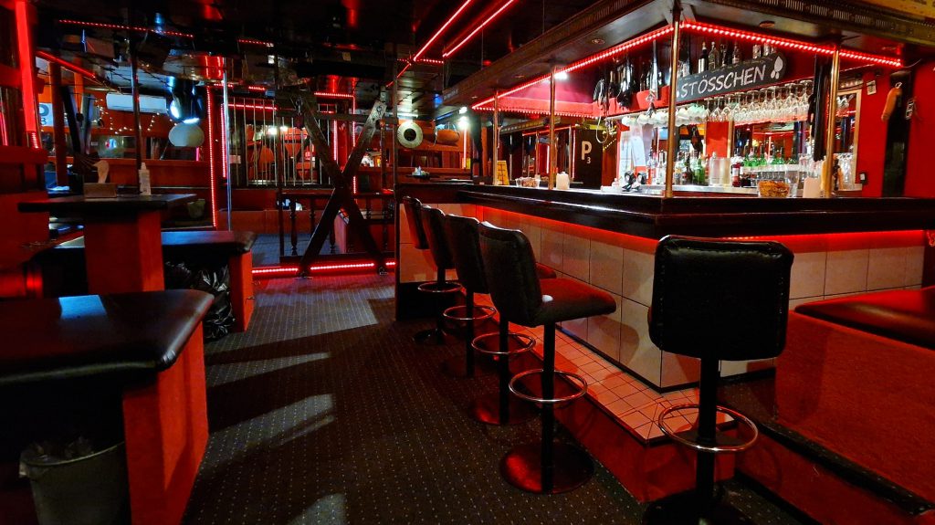 P3 Bochum Swingerclub -  Swingers Erotic Night Club Fetish Adult Entertainment BDSM