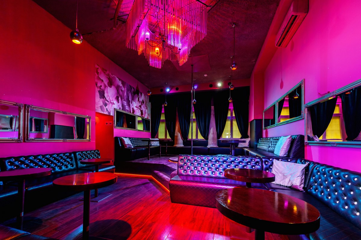 Gold Gentlemen's Club -  Striptease Club Herenclub