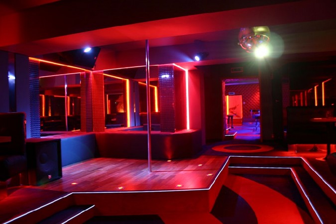 XXOne Night Club -  Gentlemens Club Brothel Strip Club