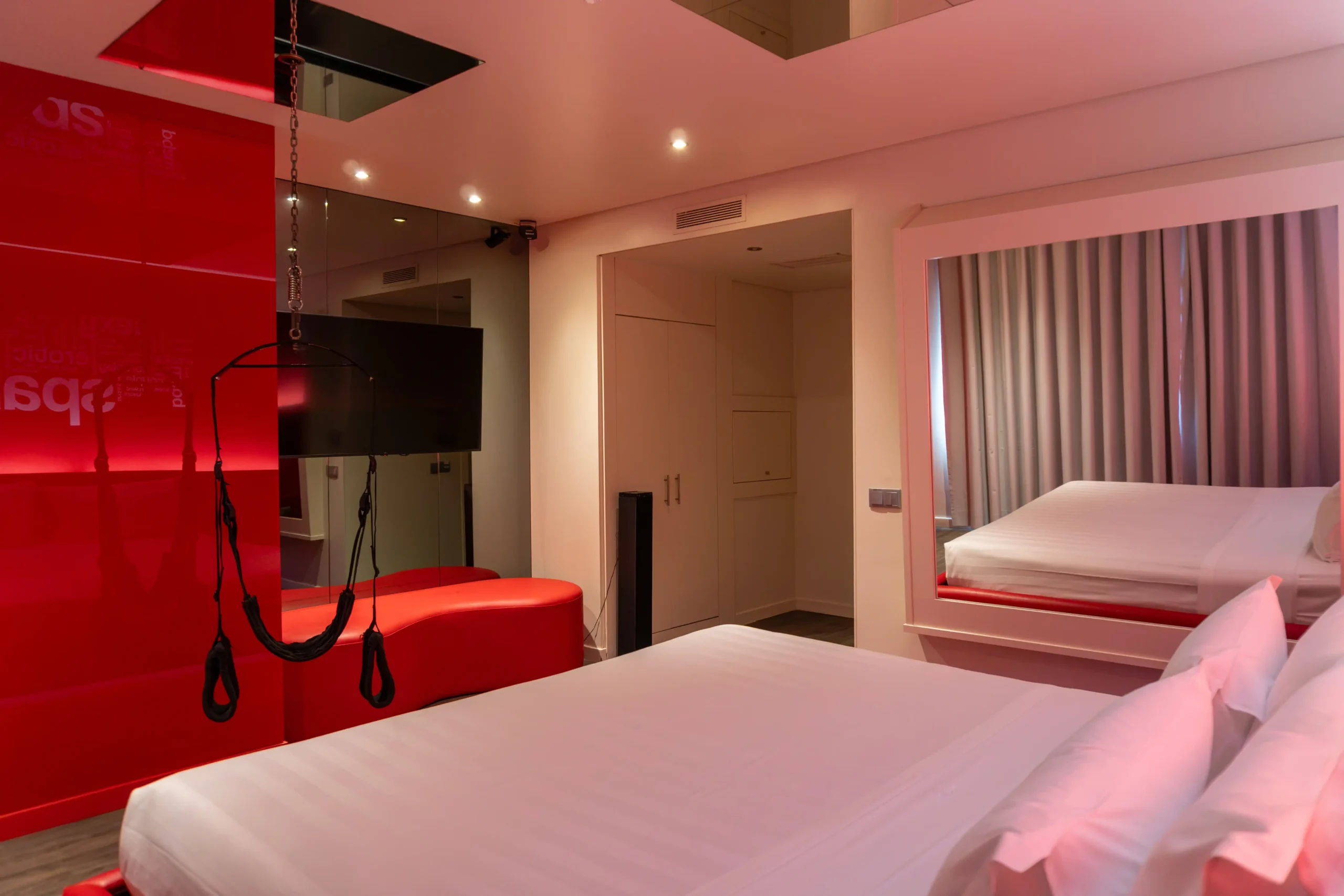 Silk Motel - 