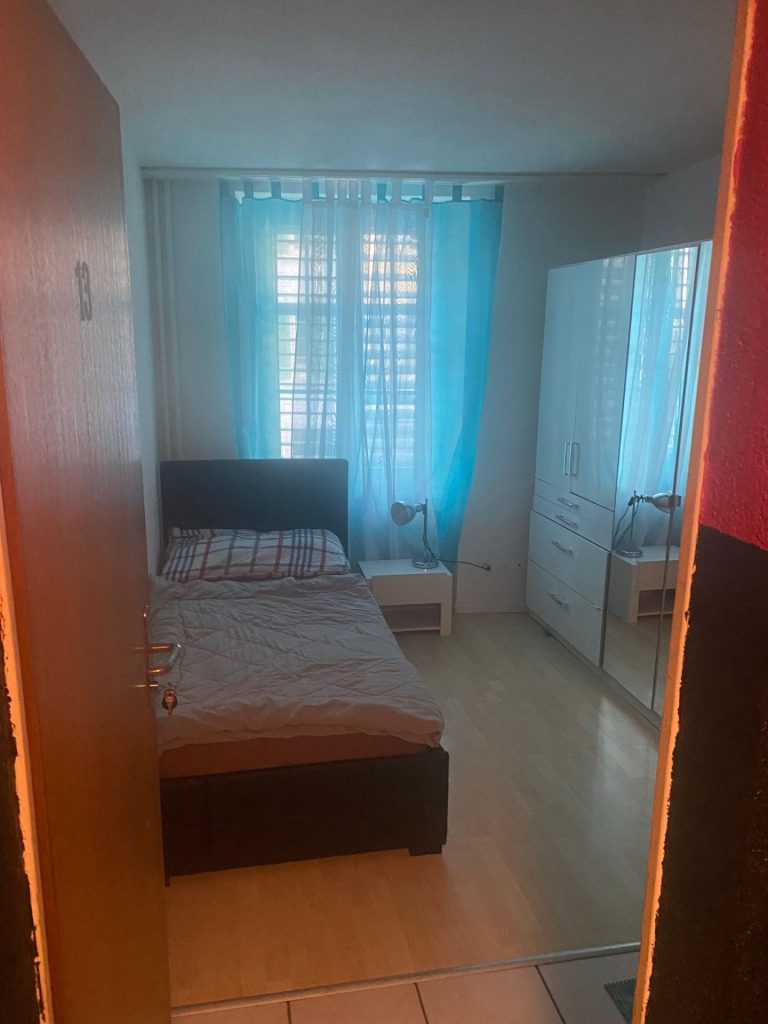 Rebe Bar - 