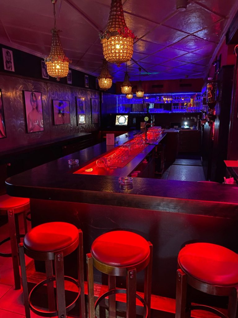 Rebe Bar - 
