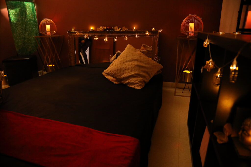 Sahir Masajes -  Erotic Massage Fetish Adult Entertainment BDSM
