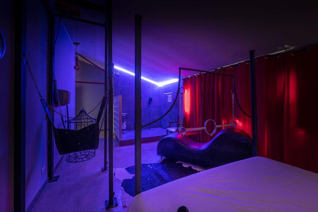 Clandestino BDSM - 