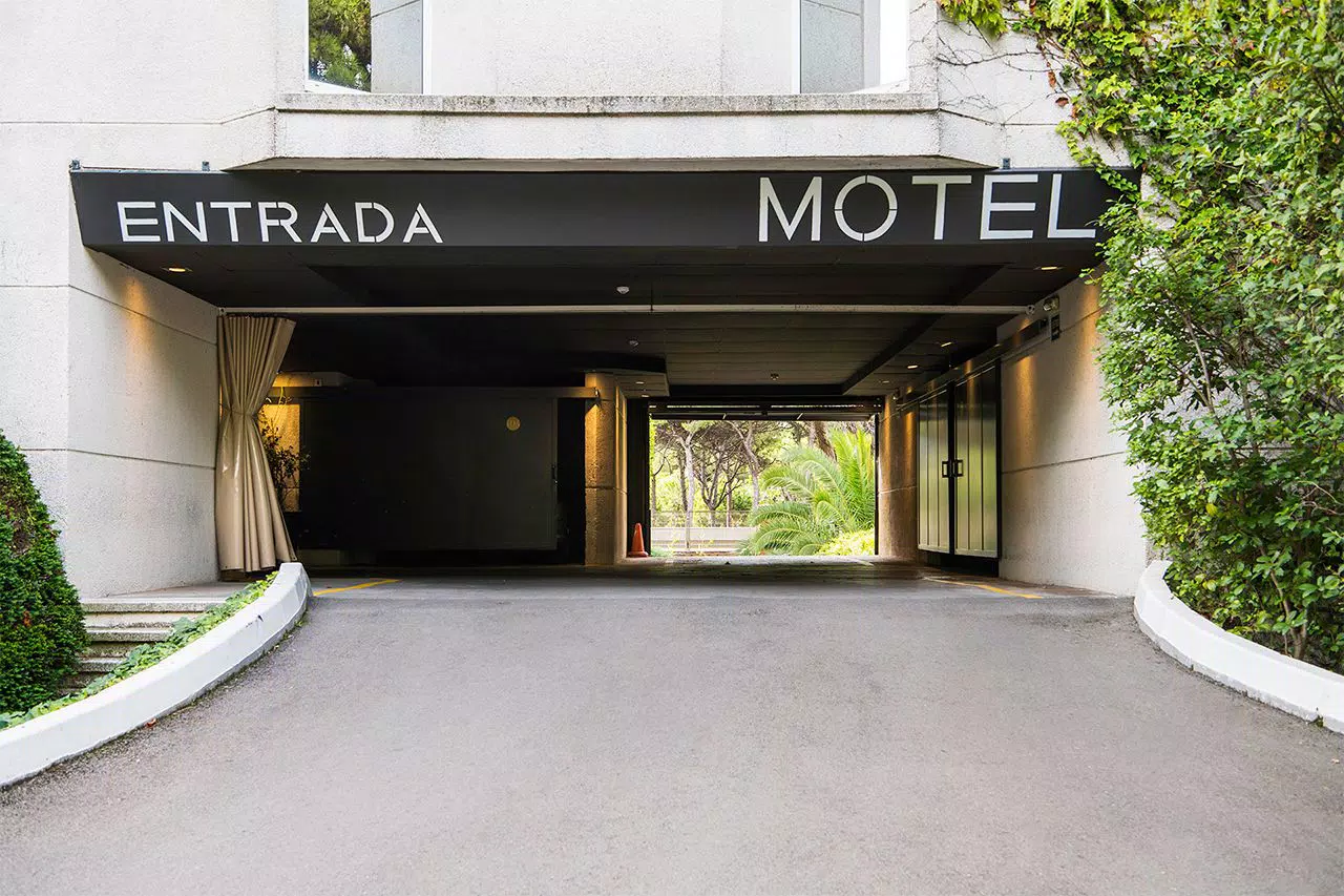 Hotel Punt14 -  Love Hotel