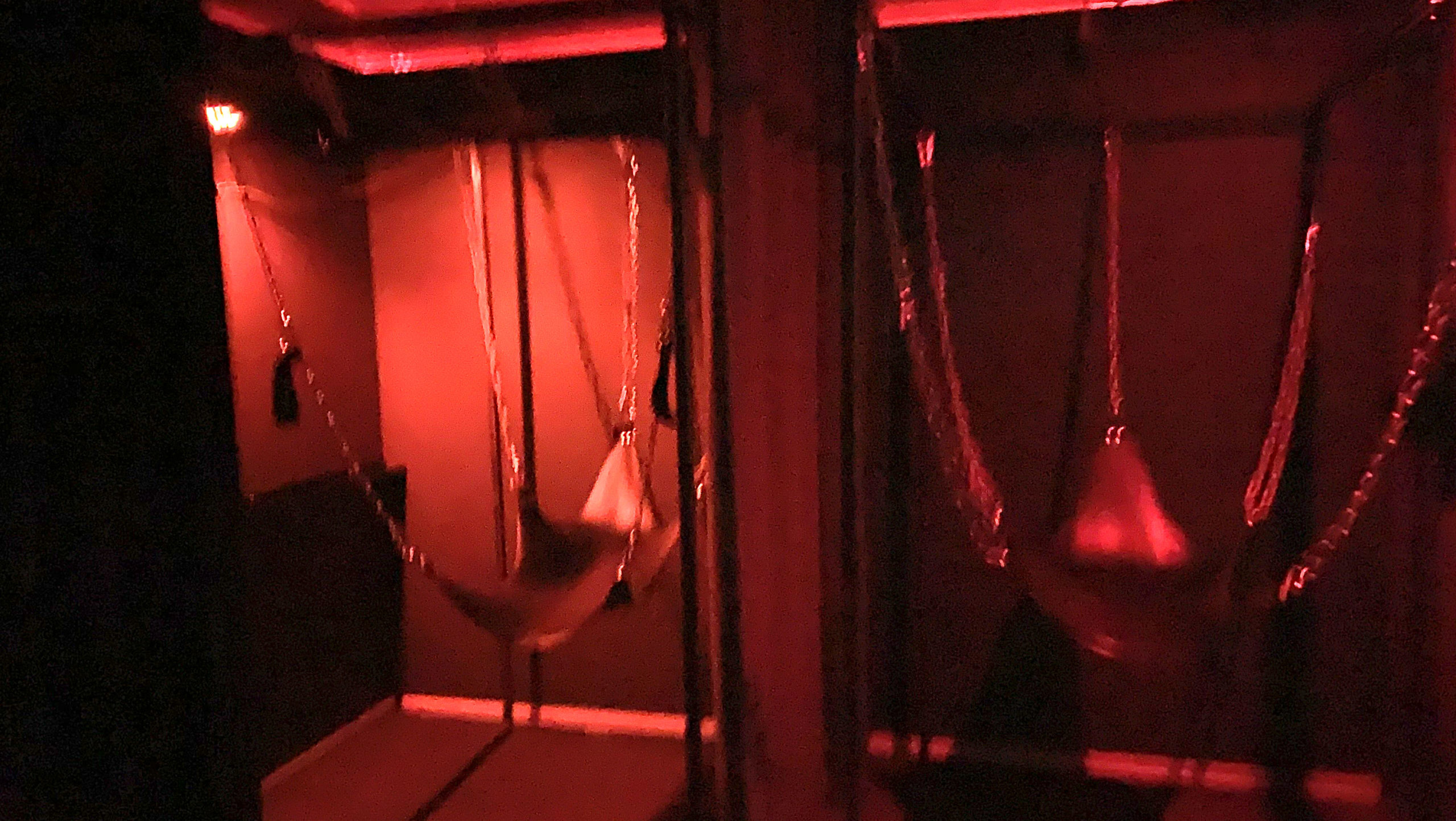 Blue Vision -  Cinémas érotiques Boutique de Sexe Échangistes