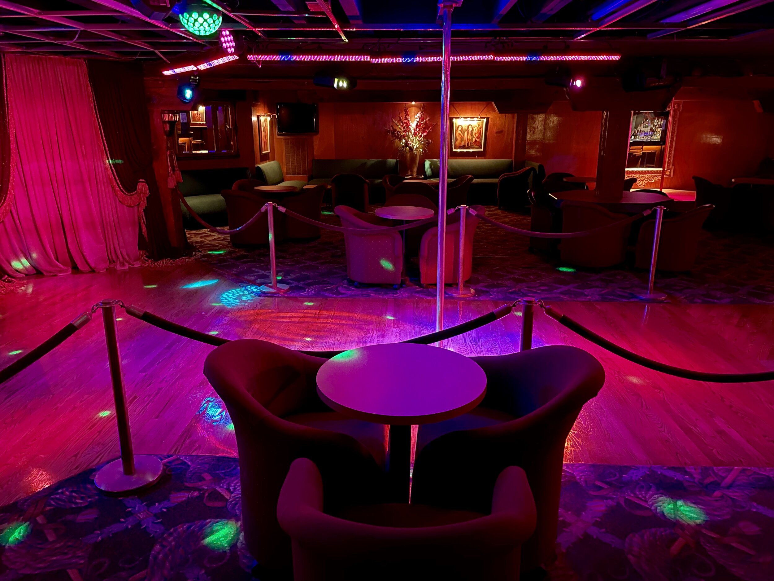 Teasers Men's Club - 