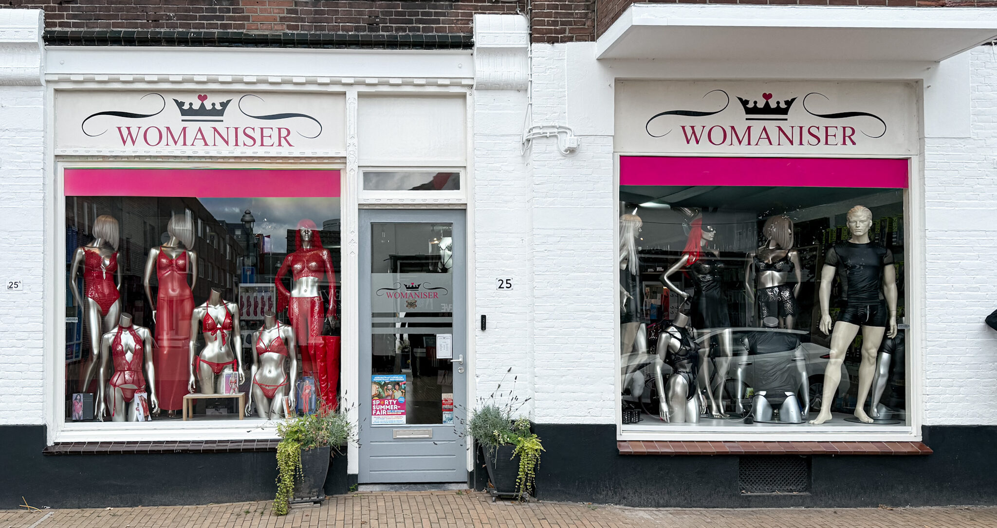 Womaniser -  Sexbutik