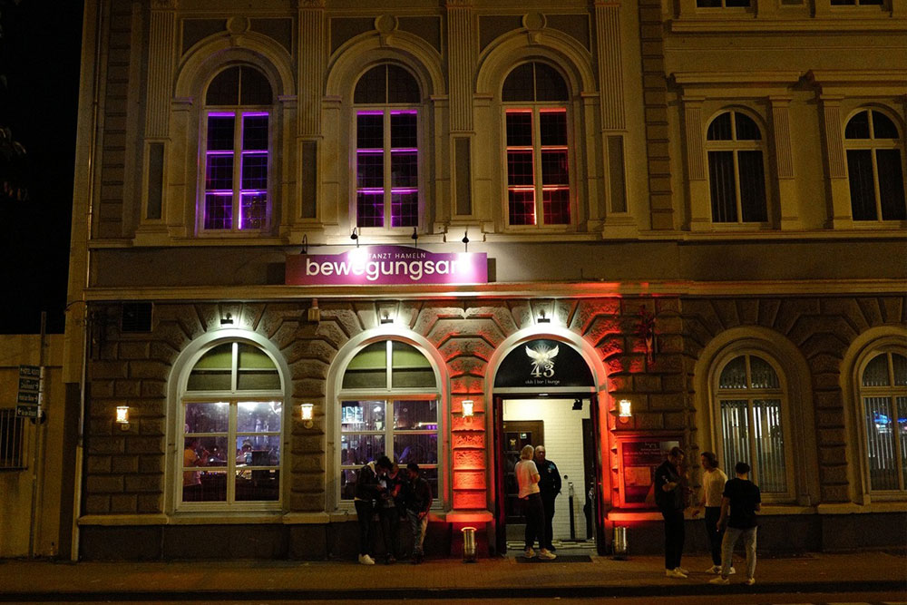 Club 43 - 