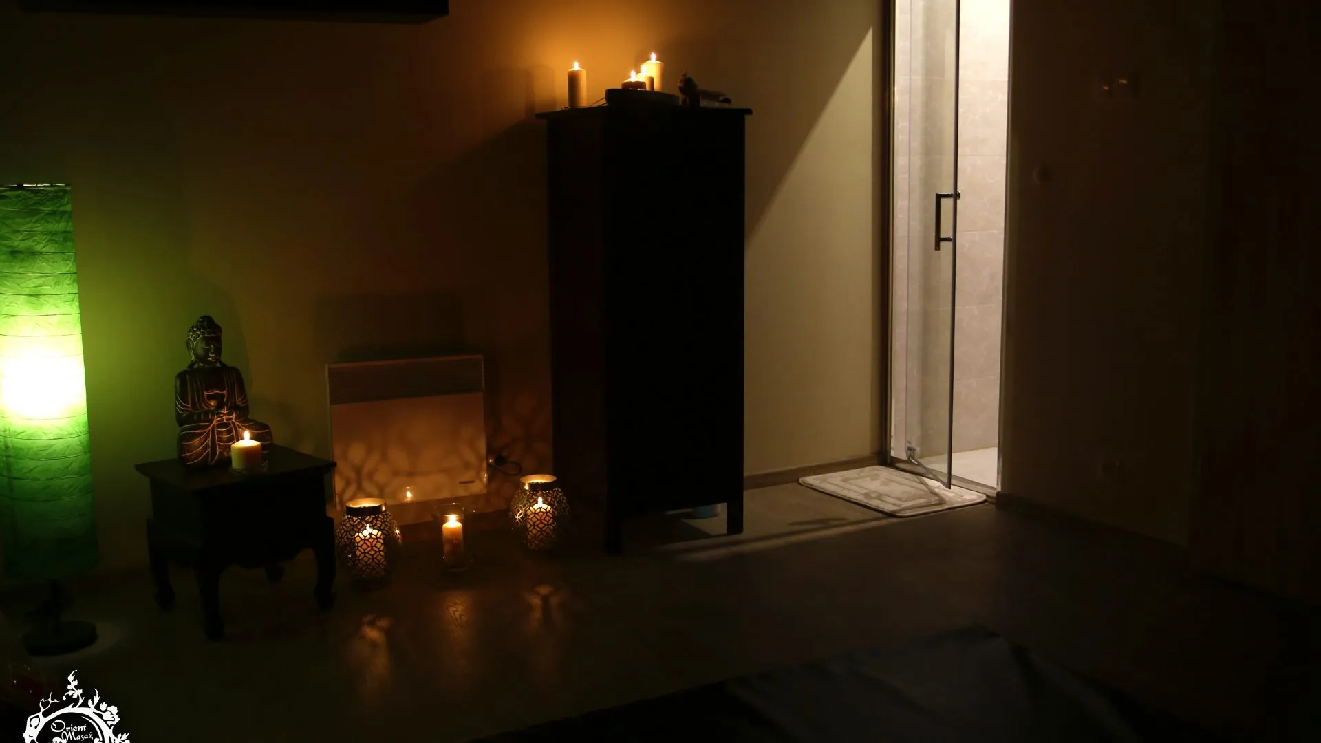 Orient Masaż Kraków - Kino Kijów -  Erotische Massage Fetisj BDSM