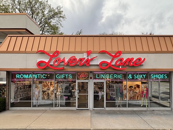 Lover's Lane - Naperville -  Negozio di articoli per adulti