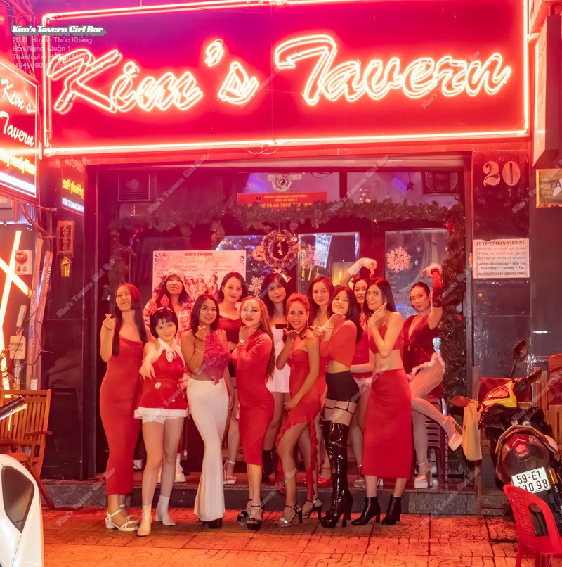 Kim's Tavern Girl Bar - 